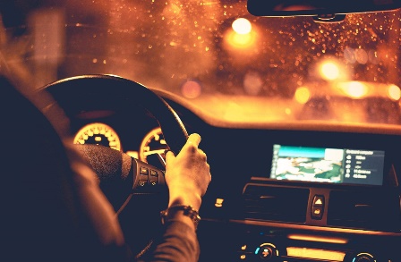 آموزش رانندگی در شب